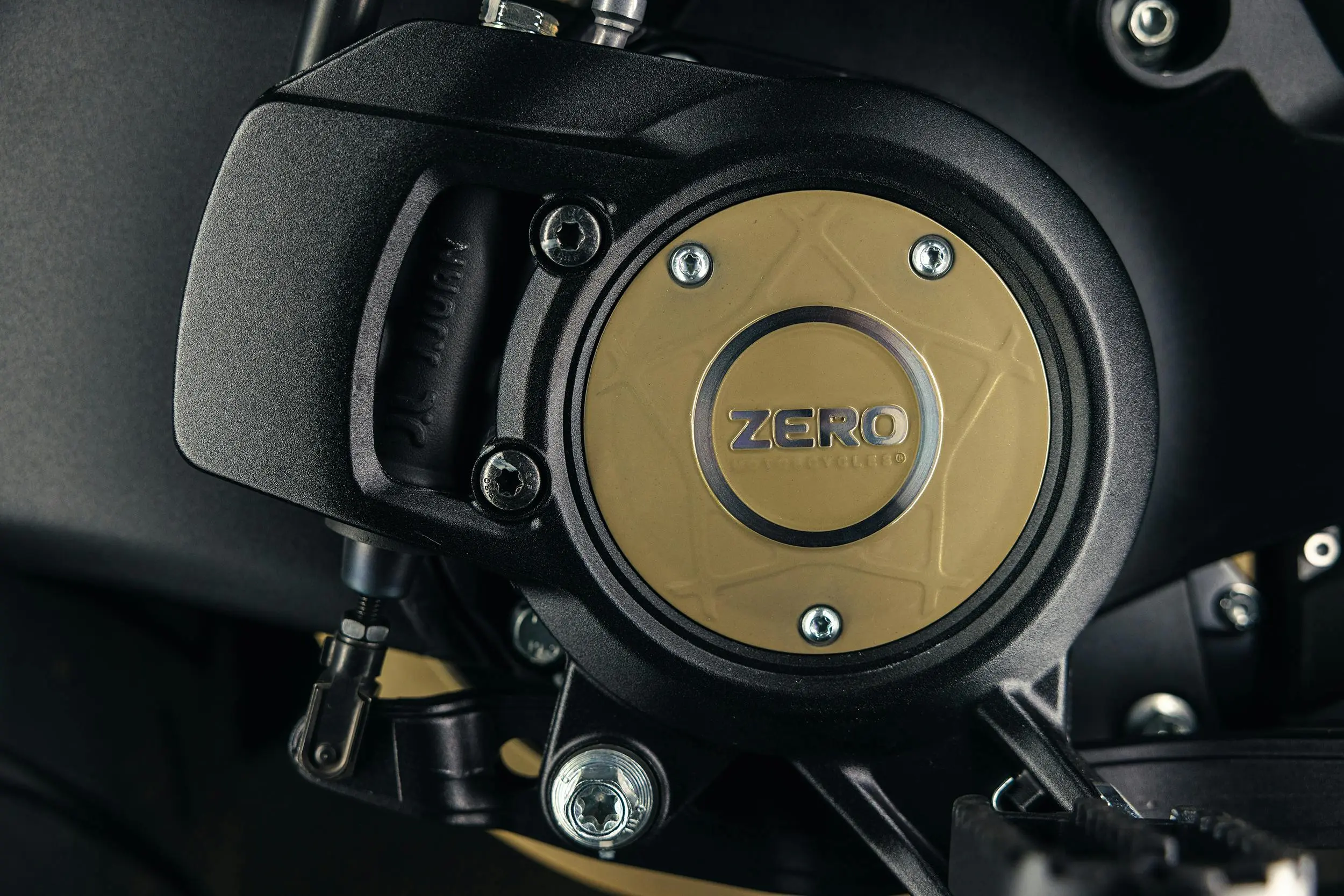 2025 Zero DSR/X Motor