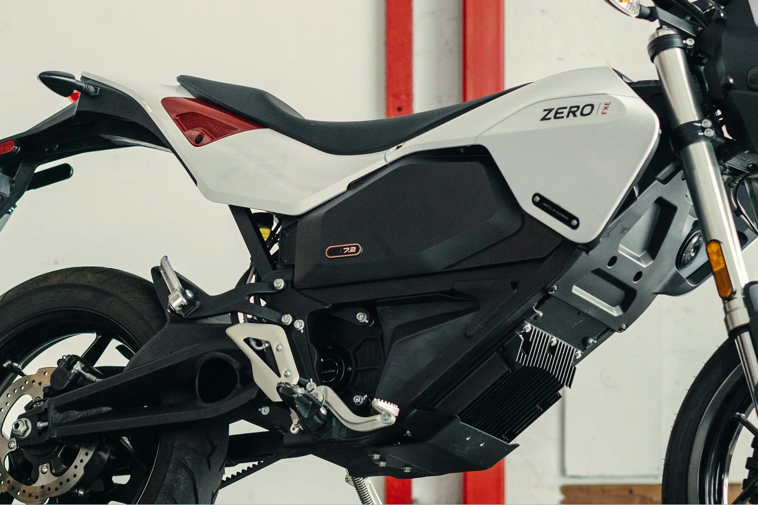 2025 Zero FXE Chassis